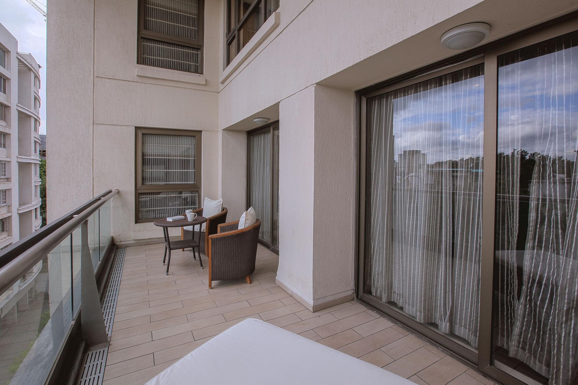 Oakwood Residence Naylor Road Pune Exterior foto
