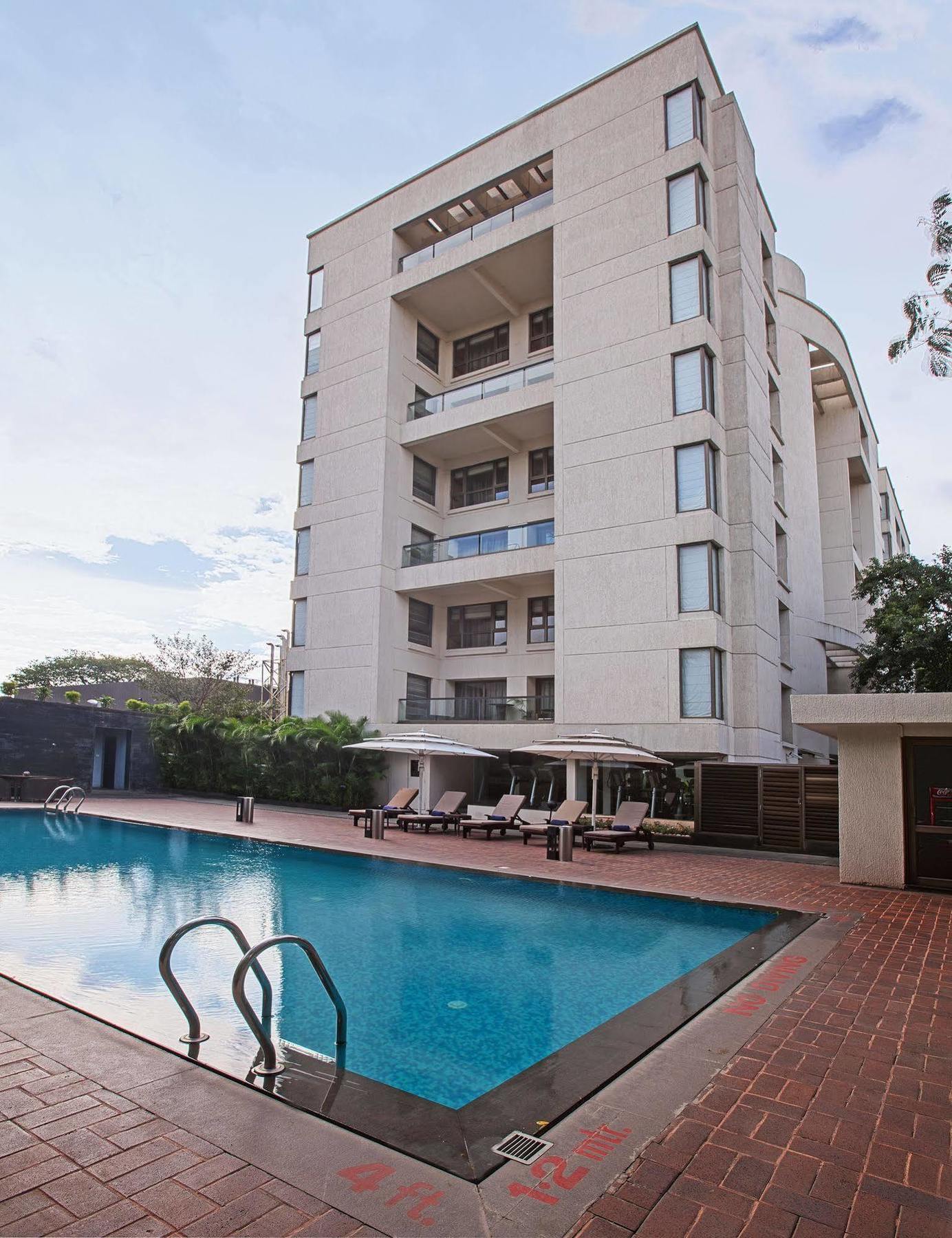Oakwood Residence Naylor Road Pune Exterior foto